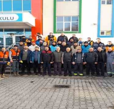 AK Parti Kocaeli teşkilatı deprem bölgesine gidiyor