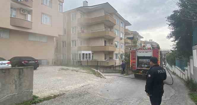 BİM market deposunda yangın: 2 çalışan hastanelik oldu