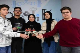 Bu dronu lise öğrencileri üretti