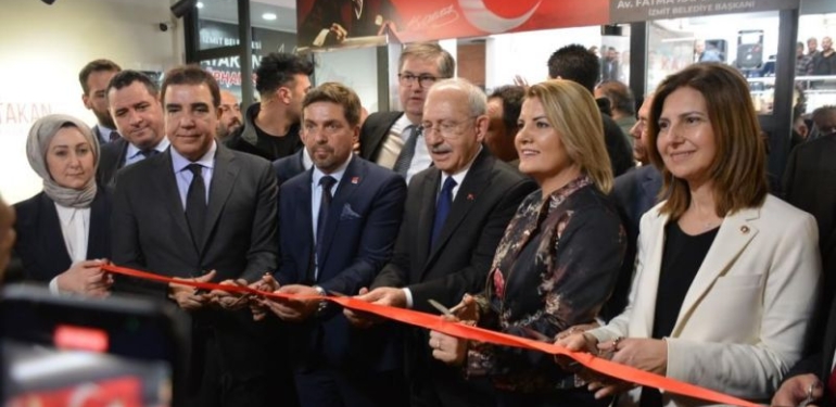 CHP Lideri Kemal Kılıçdaroğlu kütüphane açılışı için Kocaeli’de
