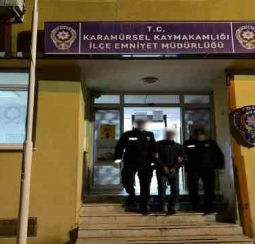 FETÖ elebaşının akrabası tutuklandı