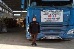Fransa'dan kendi tırıyla yardım getiren 24 yaşındaki kadın Kahramanmaraş'a ulaştı