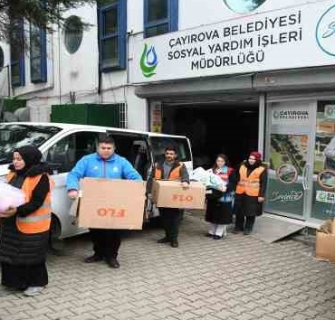 Güvenli alanlara yerleştirilen depremzedelerin tüm ihtiyaçları karşılanıyor