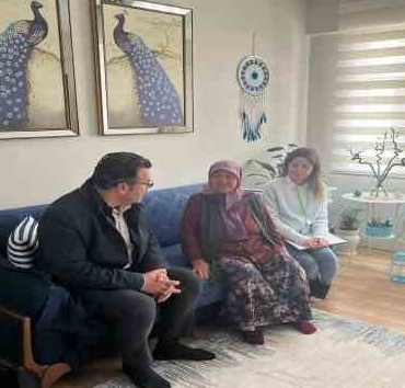 İzmit Belediyesi depremzedeleri yalnız bırakmıyor