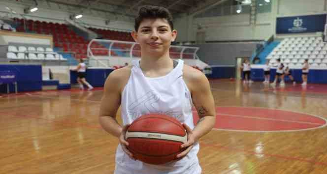İzmit Belediyespor, Hatay'dan Eda Şahin'i kadrosuna kattı