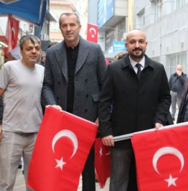 MHP Kocaeli’de sahaya indi