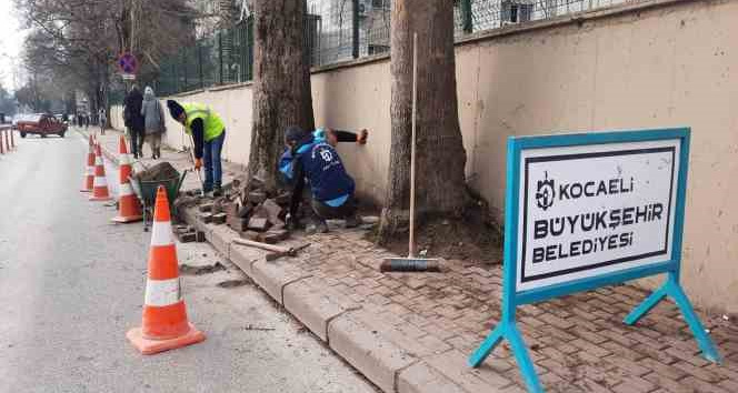 Seka Devlet Hastanesi çevresindeki kaldırımlar onarıldı