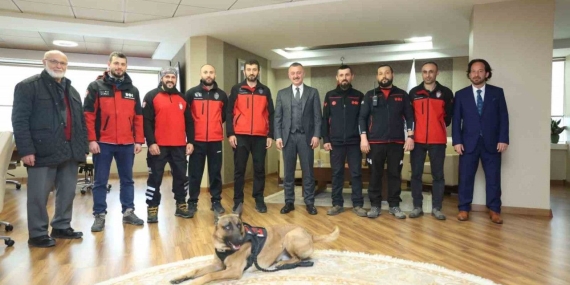 Başkan Büyükakın’dan arama kurtarma ekiplerine: “Cana can kattınız”