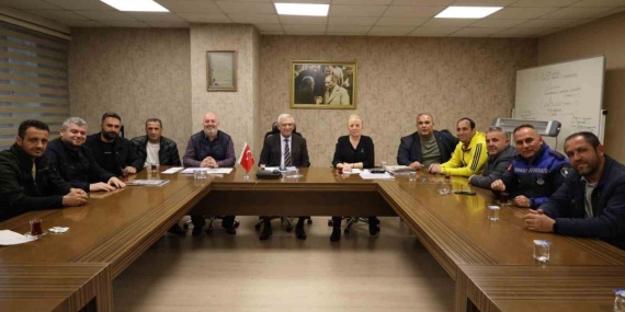 İzmit Belediyesi’nde en düşük işçi maaşı 16 bin 800 lira oldu