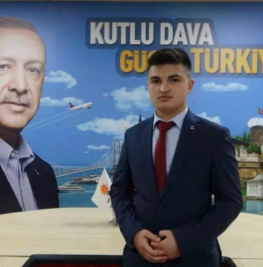 18-yasindaki-ahmet-safa-kocaelinin-en-genc-milletvekili-aday-adayi-oldu