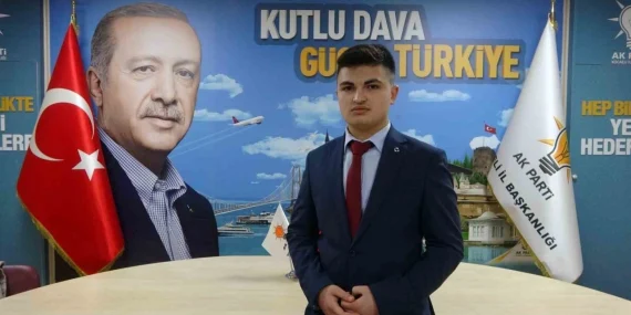 18 yaşındaki Ahmet Safa, Kocaeli’nin en genç milletvekili aday adayı oldu