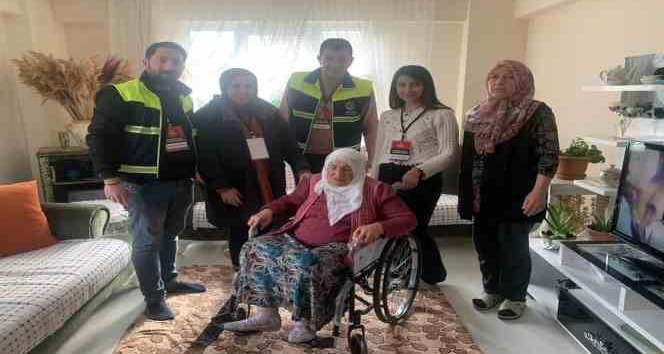 1999 depremini yaşayan Gölcük, afetzedeler için tek yürek