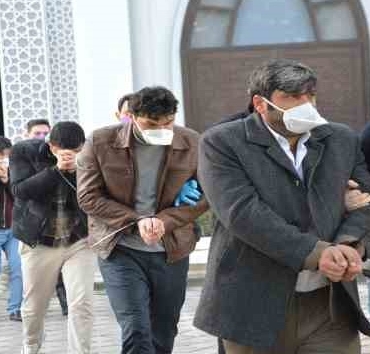 8 milyon TL'lik soygun yapan Altın Kızlar çetesi operasyonunda 36 tutuklama