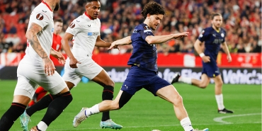 Avrupa Ligi'nde Fenerbahçe, Sevilla'ya 2-0 mağlup oldu