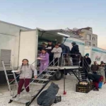 ayni-sofrada-yuzlerce-depremzedenin-sicak-yemek-ihtiyacini-karsiliyorlar