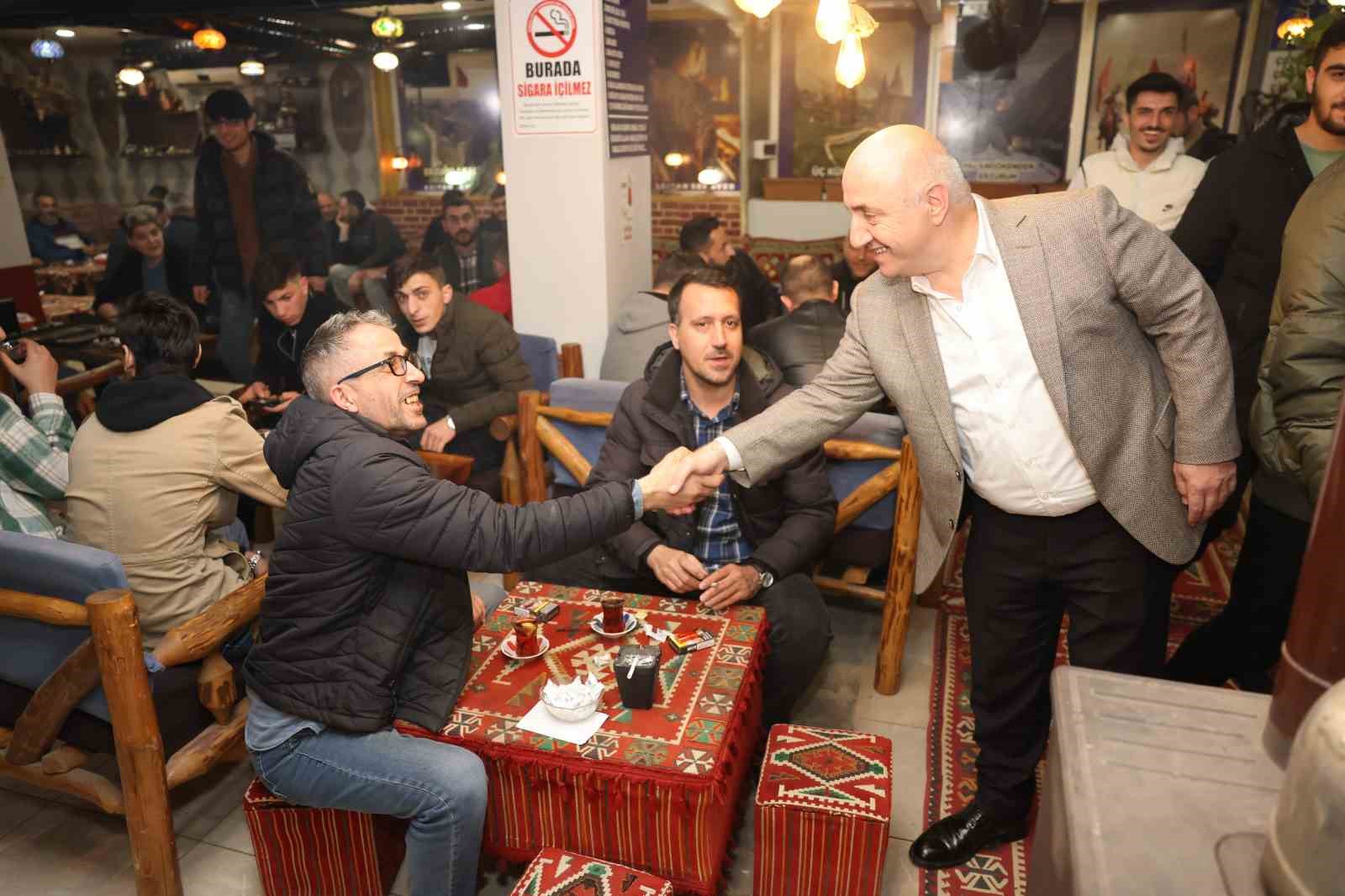 Başkan Bıyık Ramazan ’da mahalle mahalle geziyor