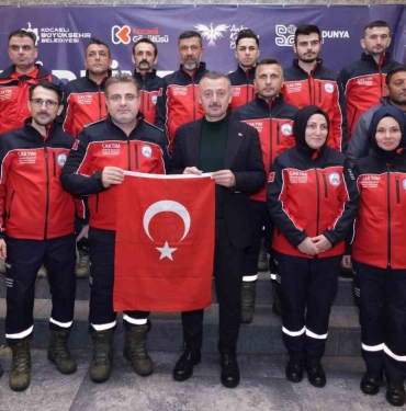 Başkan Büyükakın: "Dünyanın her yerindeki afetlere karşı hazırlıklı olacak şekilde teyakkuzdayız"