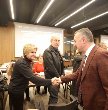 Başkan Büyükakın: “Hatay ’ı ayağa kaldırmak için çalışıyoruz”