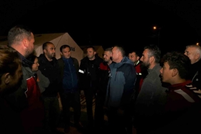 Başkan Büyükakın: "Yaralarımız sarılana kadar Hatay ’dayız"