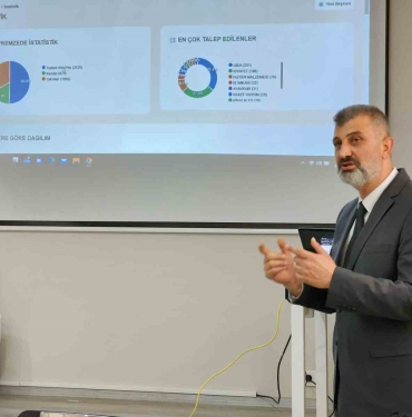 Başkan Sezer, depremzedeler için yapılan çalışmaları anlattı