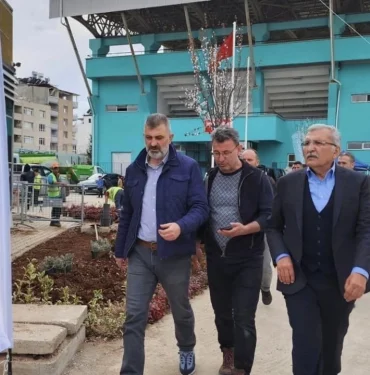baskan-sezer-hatayda-calismalari-yakindan-takip-ediyor