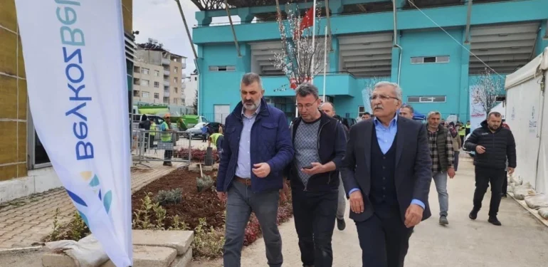 baskan-sezer-hatayda-calismalari-yakindan-takip-ediyor