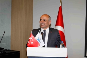 Başkan Söğüt, "Kocaeli, Türkiye ’de en fazla yük ve konteyner elleçlenen limanlar arasında ilk sıradadır"