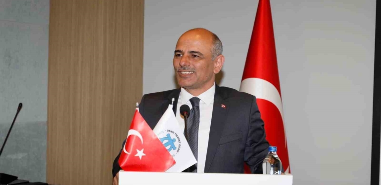 Başkan Söğüt, "Kocaeli, Türkiye ’de en fazla yük ve konteyner elleçlenen limanlar arasında ilk sıradadır"