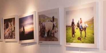 Bu serginin geliri depremzedelere bağışlanacak