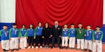 Çayırova Belediyesi karate takımı 7 madalya kazandı