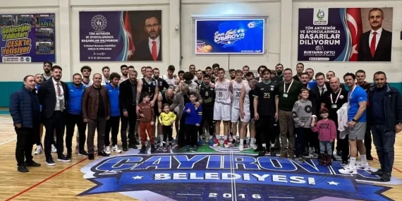 Çayırova’da dostluk kazandı