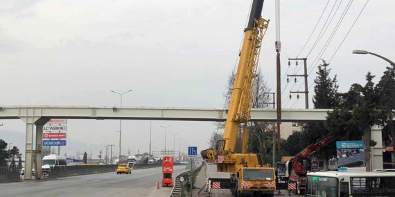 Çenesuyu üstgeçidinin köprü montajı yapıldı