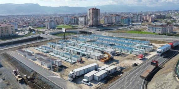 Defne’de inşa edilen konteyner kentte bin 200 depremzede barınacak