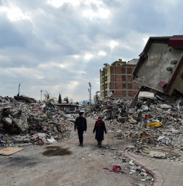Depremde yıkılan binalarla ilgili soruşturmalarda 203 şüpheli tutuklandı