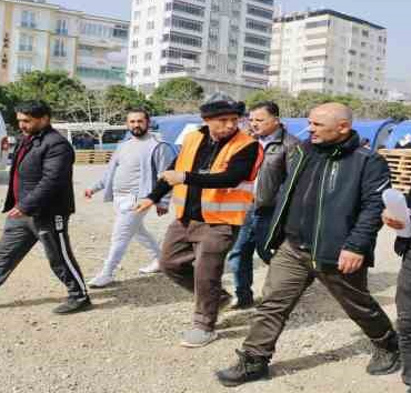 Depremzede çocukların park talebi yerine getirilecek