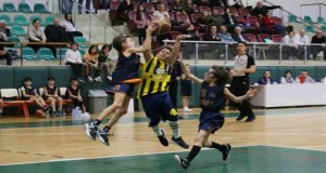 Derince'de U 10 Erkekler Basketbol Ligi heyecanı yaşandı
