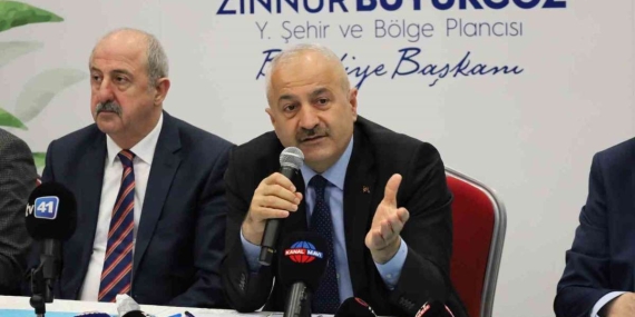 Başkan Büyükgöz, deprem provokatörlerinin oyunlarını anlattı