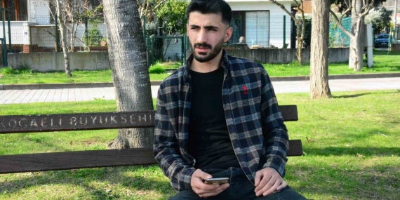 Film gibi olay: Sahnede türkü söylerken kendi ölüm haberini aldı