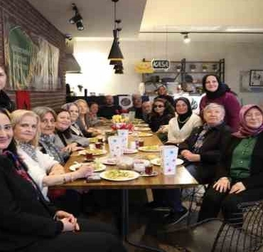 Glütensiz mutfak atölyesinin geliri depremzedelere bağışlanacak