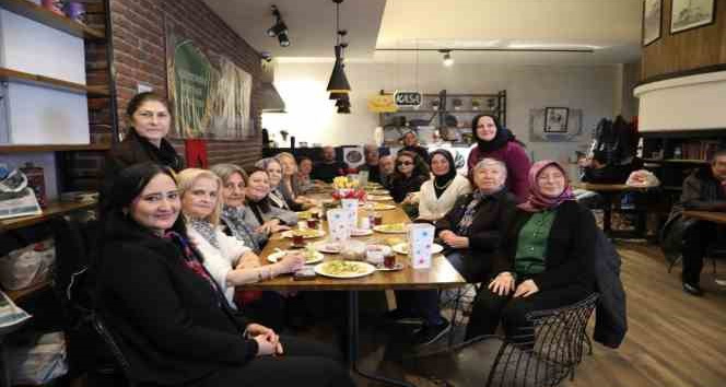 Glütensiz mutfak atölyesinin geliri depremzedelere bağışlanacak