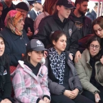 hayatini-kaybeden-polis-babasinin-sapkasini-bir-an-olsun-basindan-cikarmadi