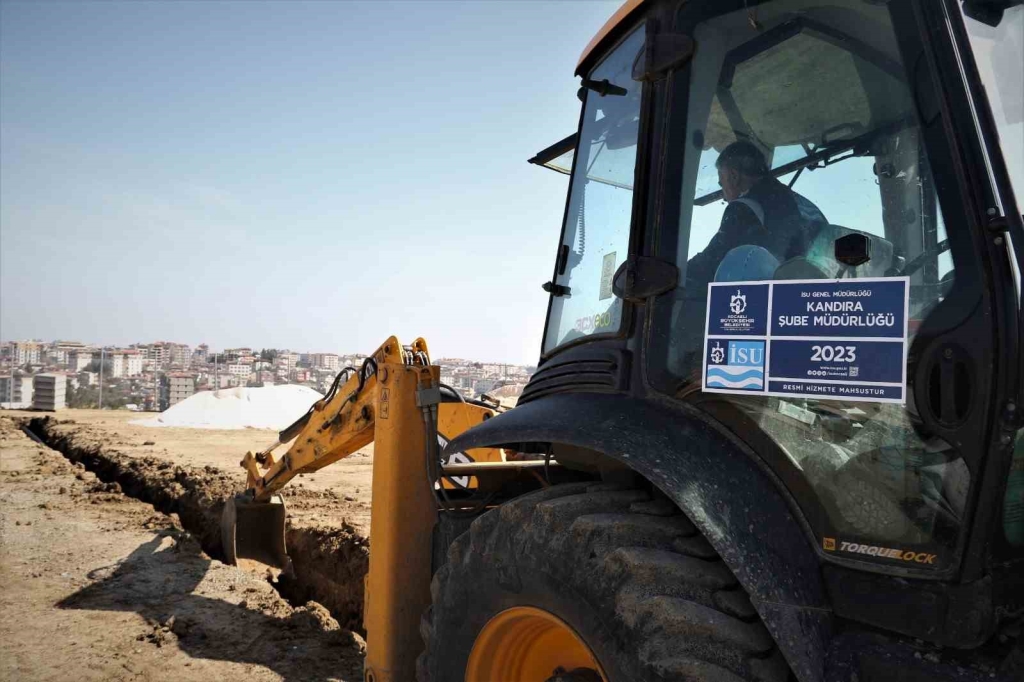 İSU ekipleri Hatay ’ı tekrar ayağa kaldırıyor