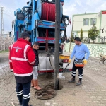 izmit-belediyesi-selden-etkilenen-bolgelerde-yaralari-sariyor
