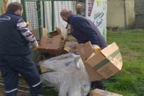 İzmit'te tonlarca ambalaj atığı toplanıyor