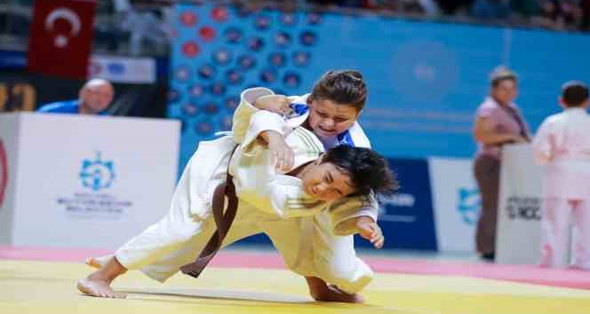Judo fırtınası Kocaeli'de esecek