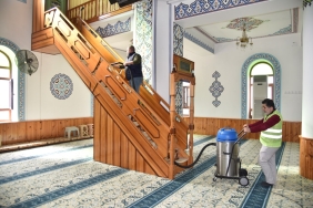 Kartepe ’de camiler Ramazan ayına hazır
