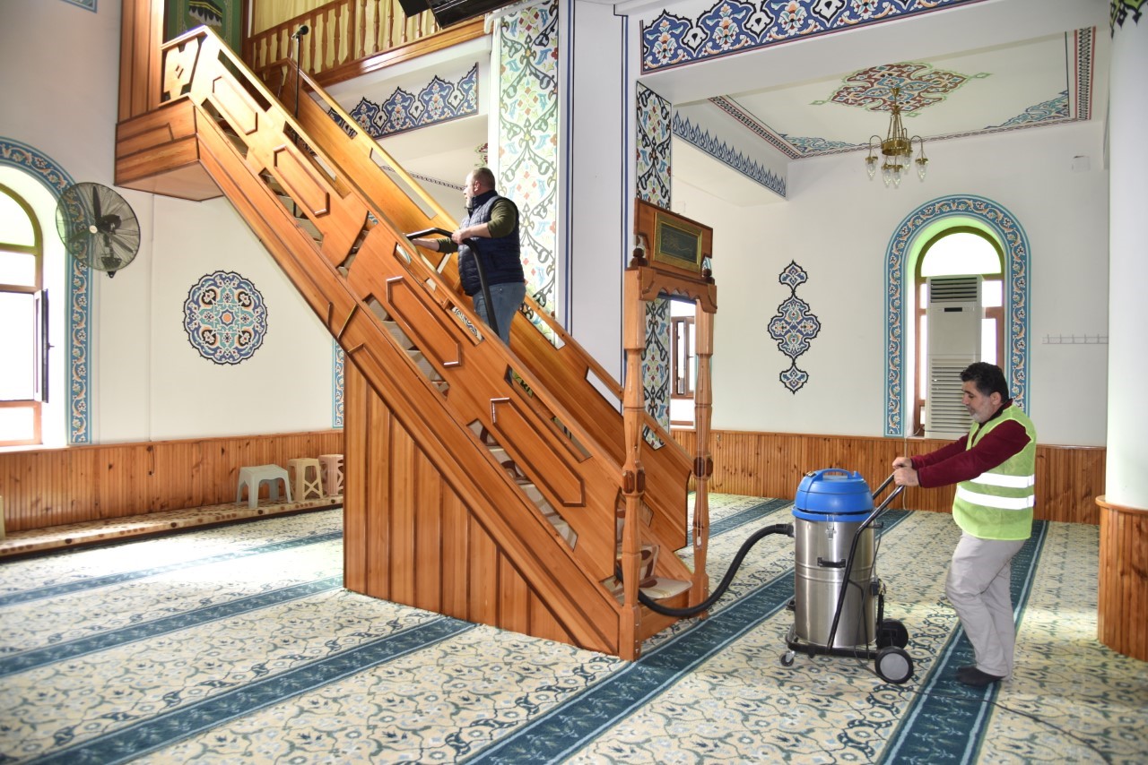 Kartepe ’de camiler Ramazan ayına hazır