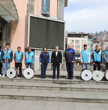 Kimliği olmayan davulcular dikkat