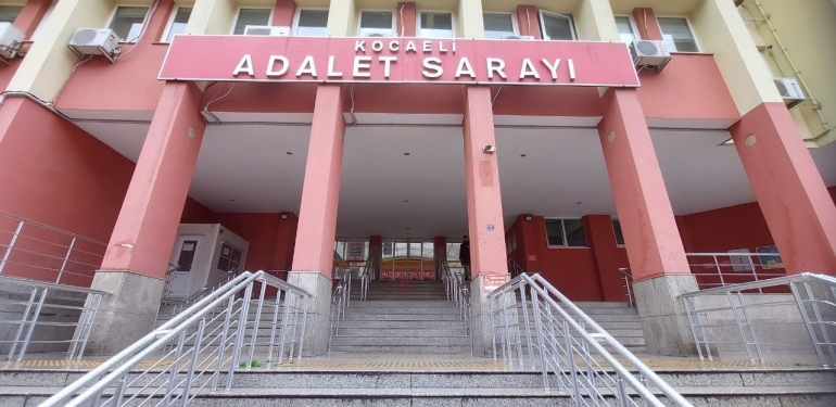 Kiraladığı araçla korsan taksicilik yapıyordu, yakayı bakın nasıl ele verdi