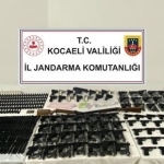 kocaeli-de-bir-ayda-28-silah-ve-835-silah-parcasi-ele-gecirildi